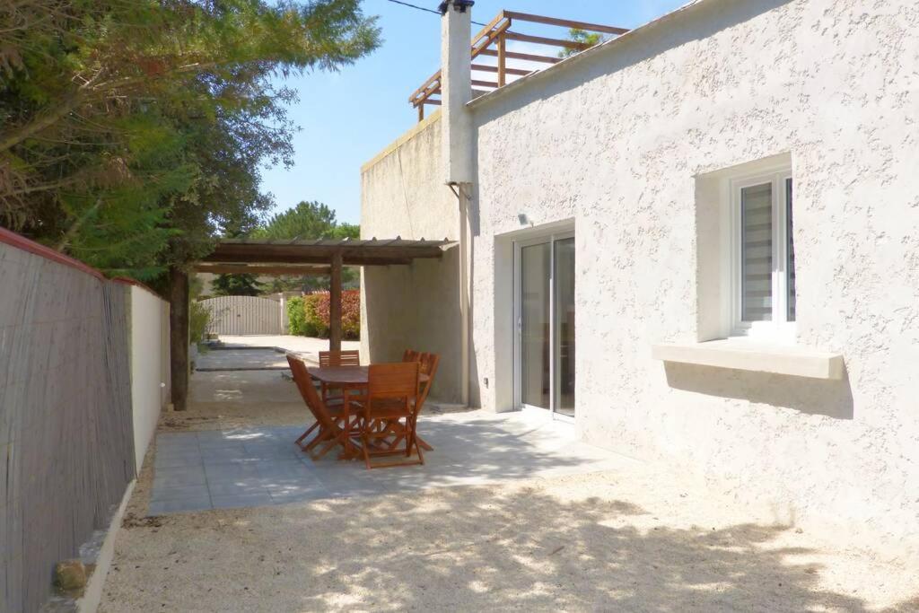 Gite Entierement Renove Sur Le Theme De La Mer. Carpentras Exterior foto
